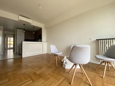 Appartement - 77 m² - 4 pièces