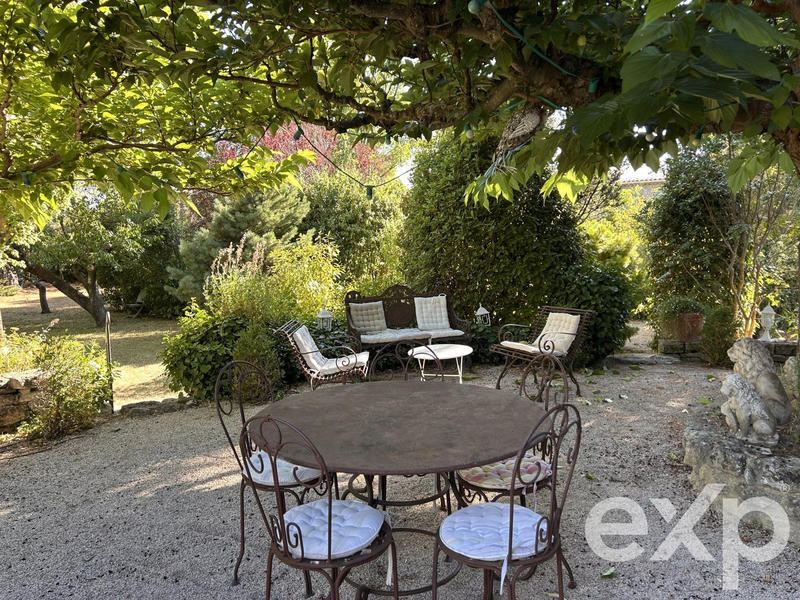 Maison - 195 m² - 6 pièces