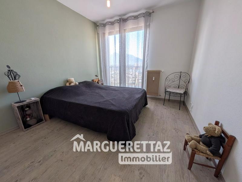 Appartement - 75 m² - 3 pièces