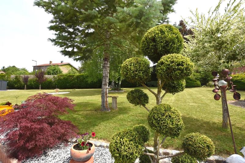 Maison - 183 m² - 10 pièces