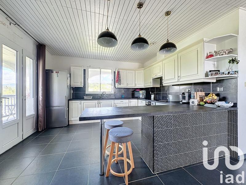 Appartement - 122 m² - 3 pièces