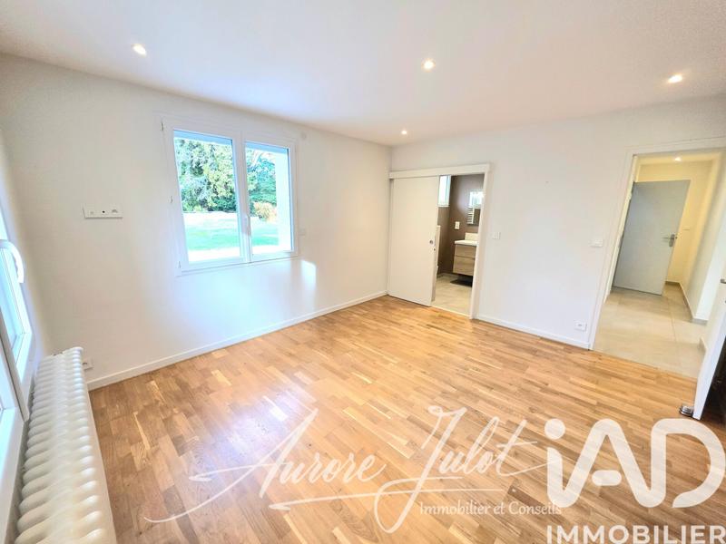 Maison - 199 m² - 6 pièces