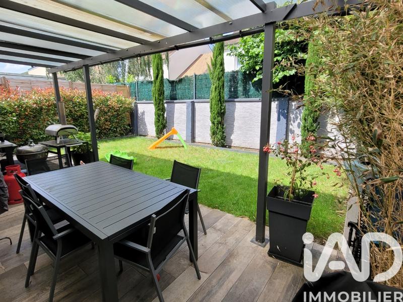 Maison - 92 m² - 5 pièces