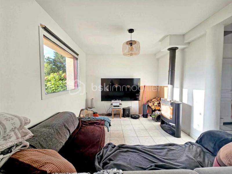 Maison traditionnelle - 112 m² - 6 pièces