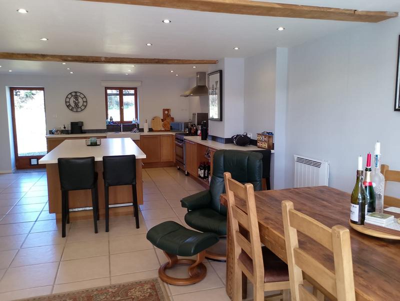 Maison - 235 m² - 8 pièces