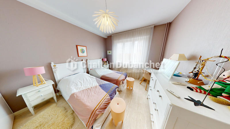 Appartement - 100 m² - 4 pièces