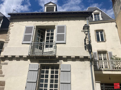 Maison ancienne - 166 m² - 5 pièces