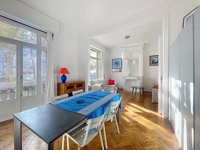 Appartement - 112 m² - 3 pièces