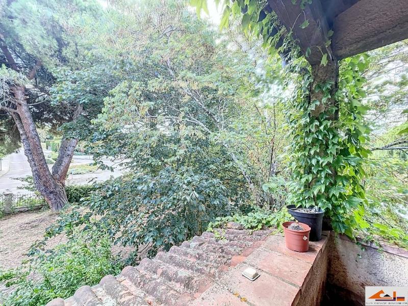 Villa - 216 m² - 8 pièces