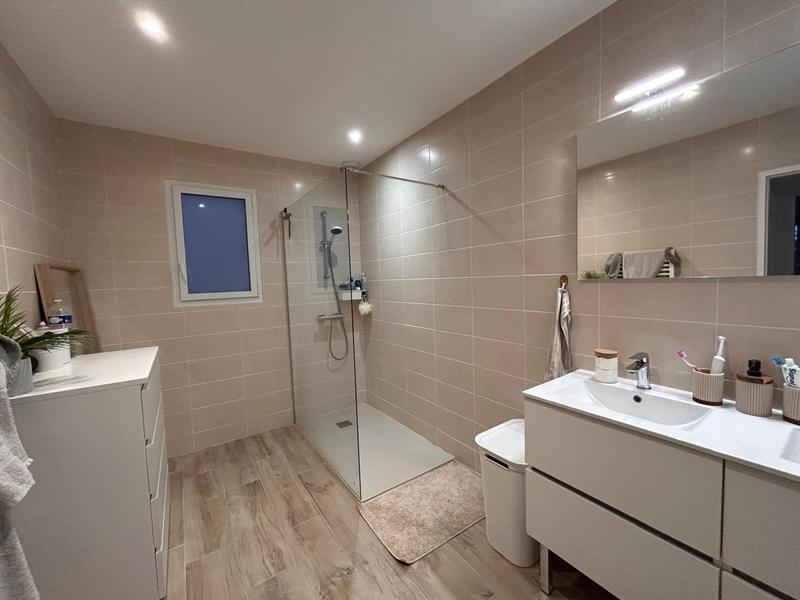 Appartement - 102 m² - 3 pièces