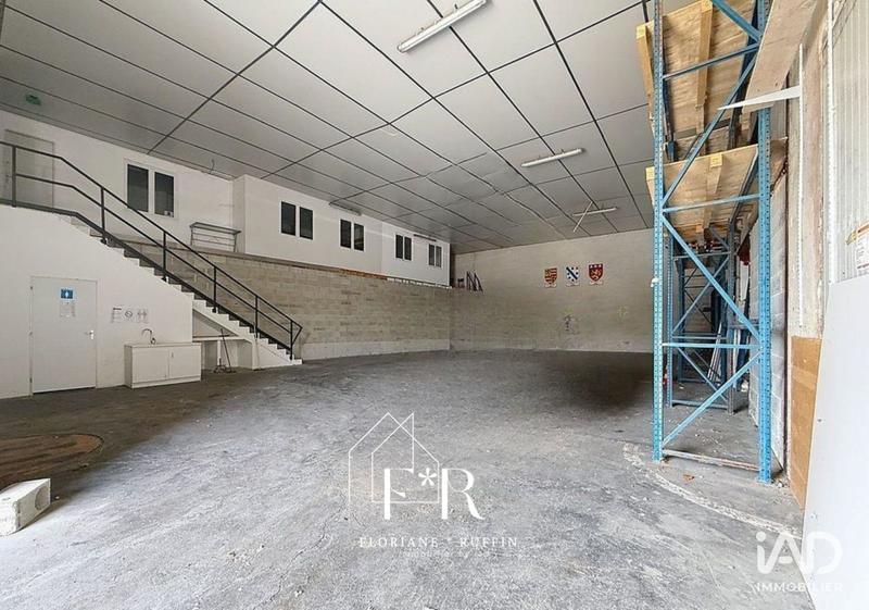 Local commercial - 300 m²