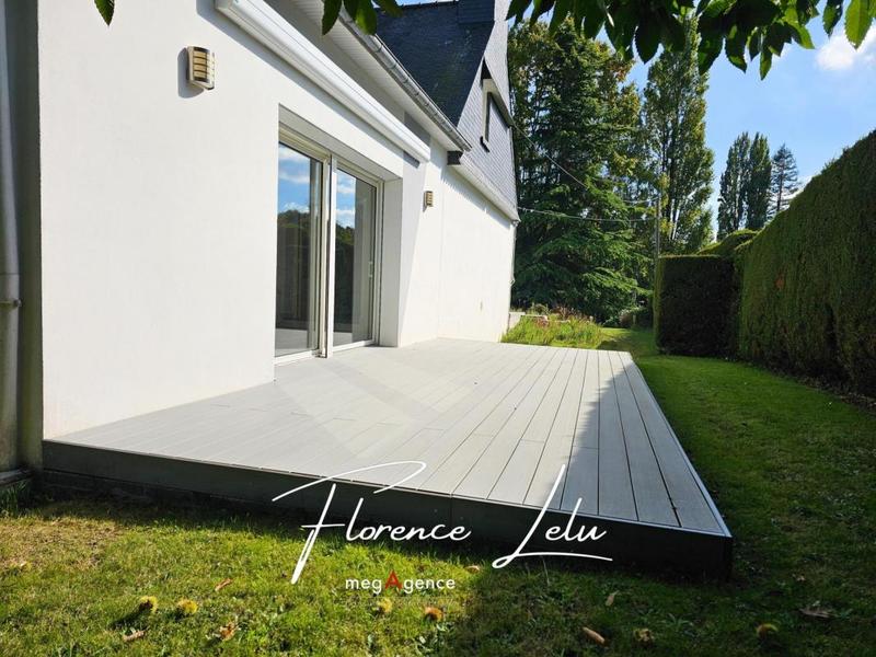 Maison traditionnelle - 149 m² - 7 pièces