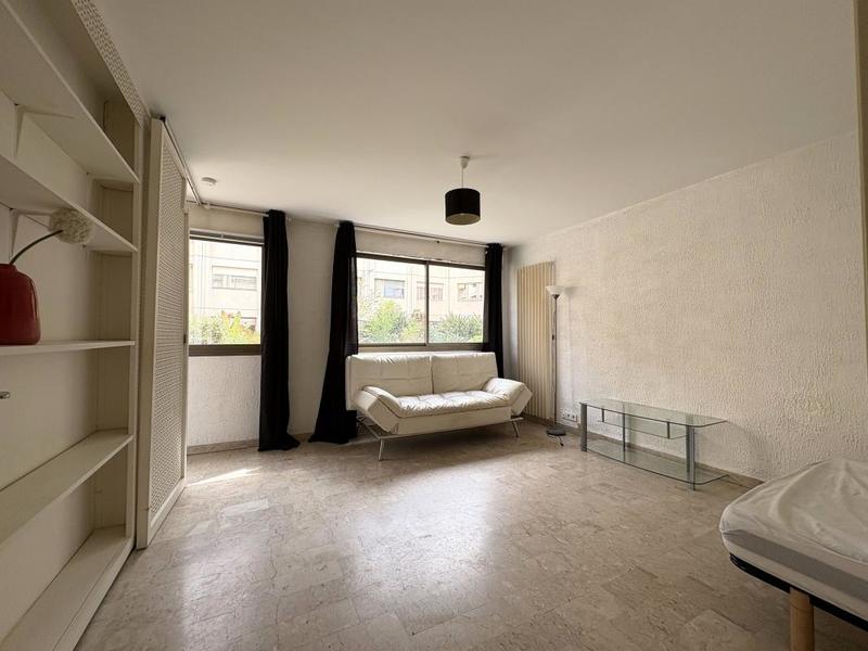 Studio - 31 m² - 1 pièce