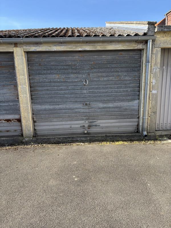 Parking / Garage - 15 m²