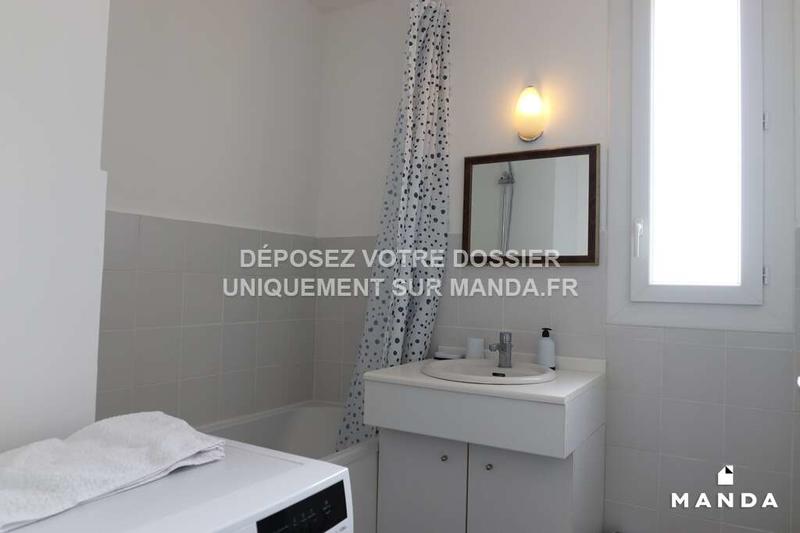 Chambre - 9 m² - 4 pièces