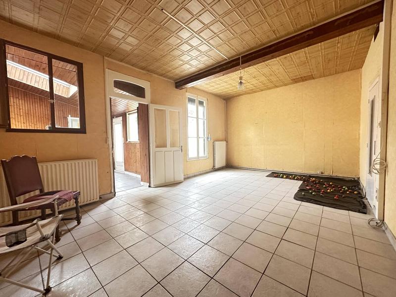 Maison - 111 m² - 6 pièces