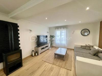 Maison - 155 m² - 6 pièces