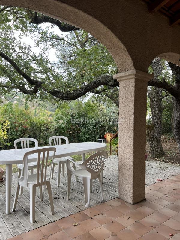 Maison - 196 m² - 6 pièces