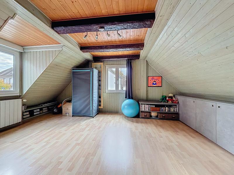 Maison - 98 m² - 5 pièces