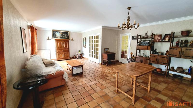 Maison - 163 m² - 7 pièces