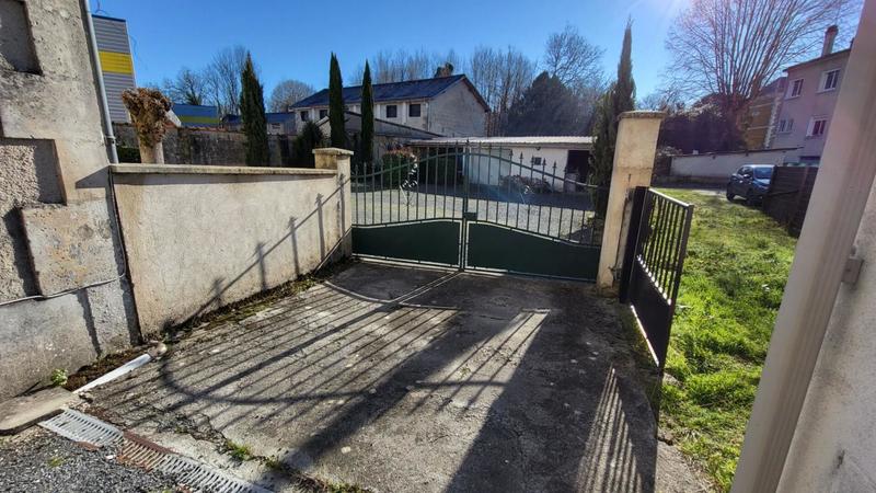 Maison - 188 m² - 8 pièces