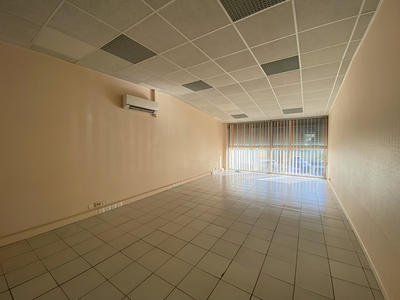 Bureau - 239 m²
