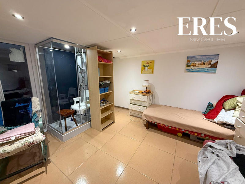 Maison ancienne - 250 m² - 7 pièces