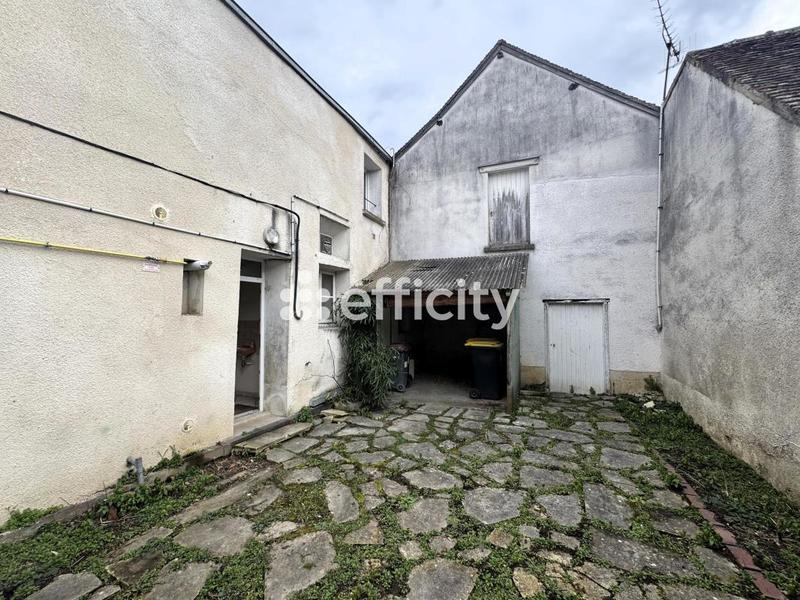 Maison - 150 m² - 7 pièces