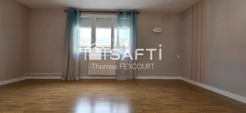 Maison - 215 m² - 7 pièces