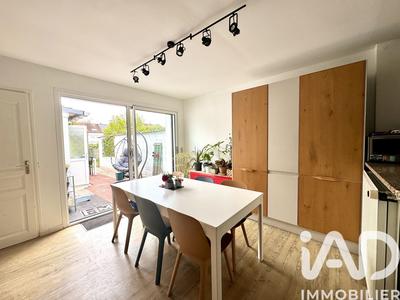 Maison - 121 m² - 4 pièces