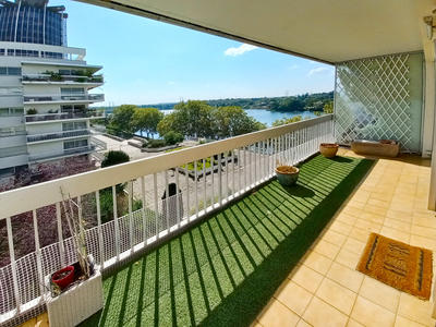 Appartement - 107 m² - 5 pièces