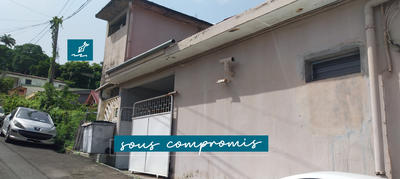 Maison - 147 m² - 6 pièces