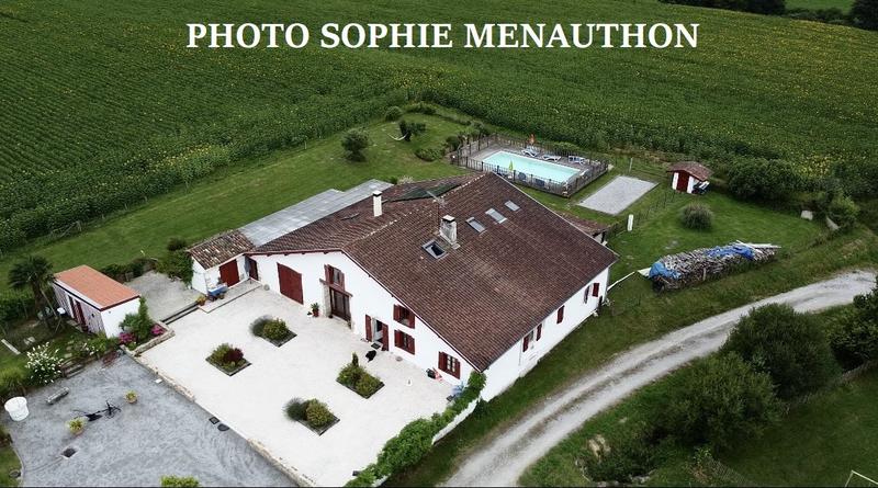 Fermette - 337 m² - 11 pièces