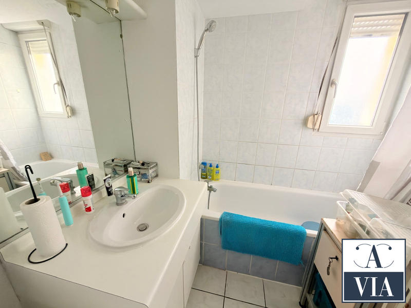 Appartement - 83 m² - 3 pièces