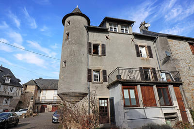 Maison - 193 m² - 10 pièces