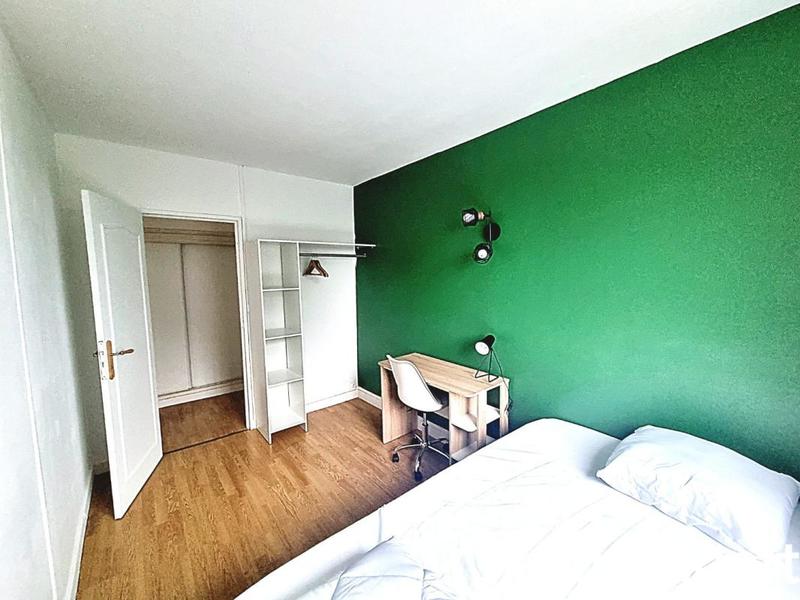Chambre - 12 m² - 1 pièce