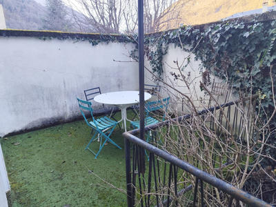 Appartement - 70 m² - 2 pièces