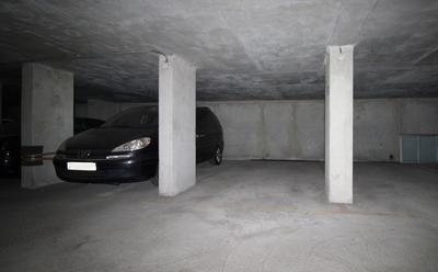 Parking / Garage - 12 m²