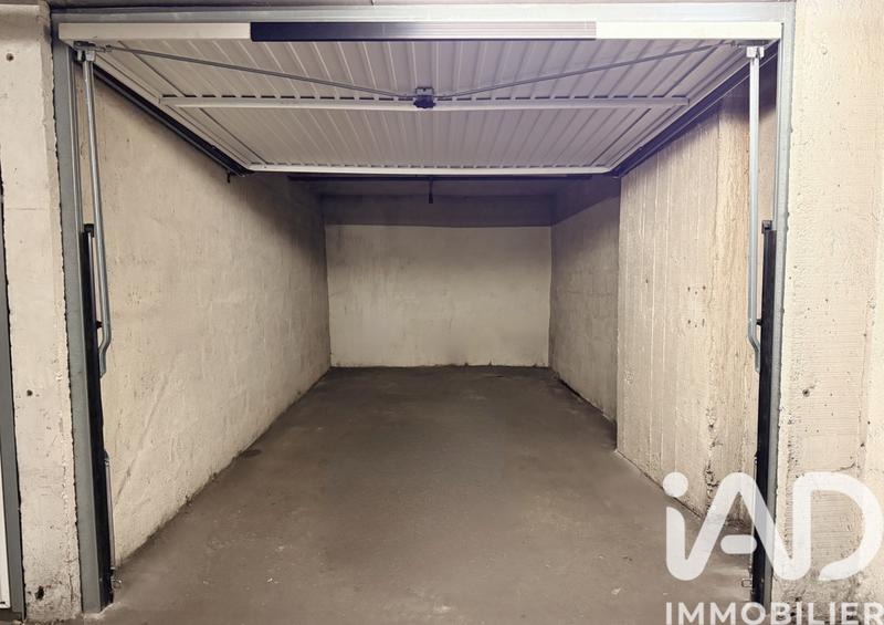 Parking - 15 m²
