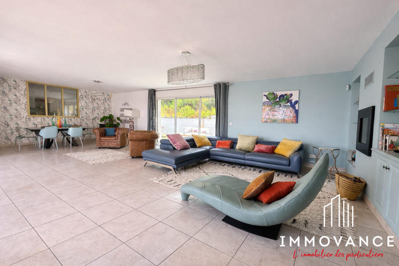 Villa - 180 m² - 6 pièces