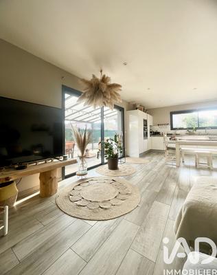 Maison - 106 m² - 4 pièces