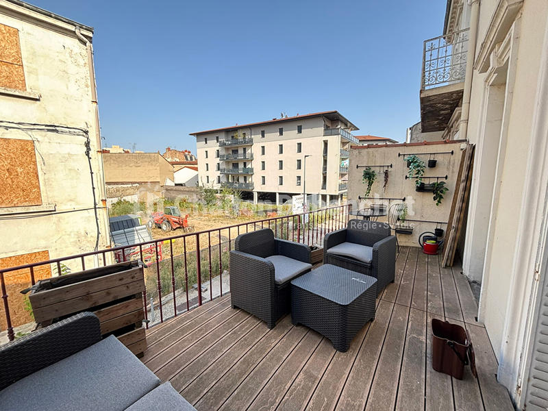 Maison - 89 m² - 5 pièces