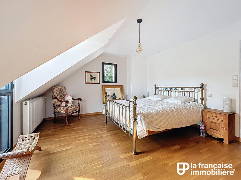 Maison - 142 m² - 6 pièces