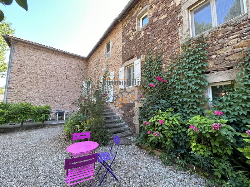 Maison - 268 m² - 7 pièces