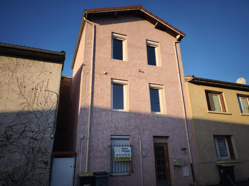 Maison de village - 90 m² - 5 pièces