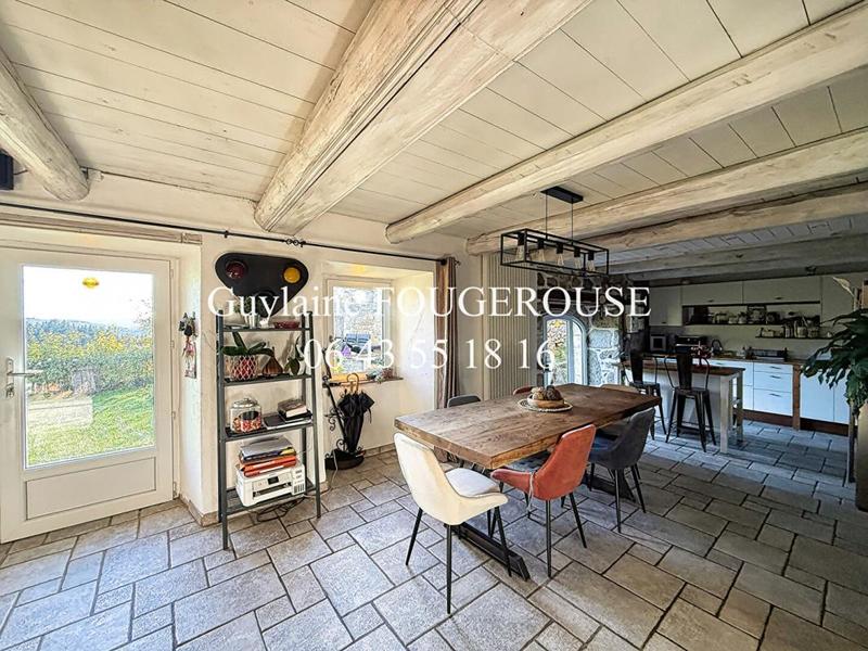 Maison - 200 m² - 8 pièces