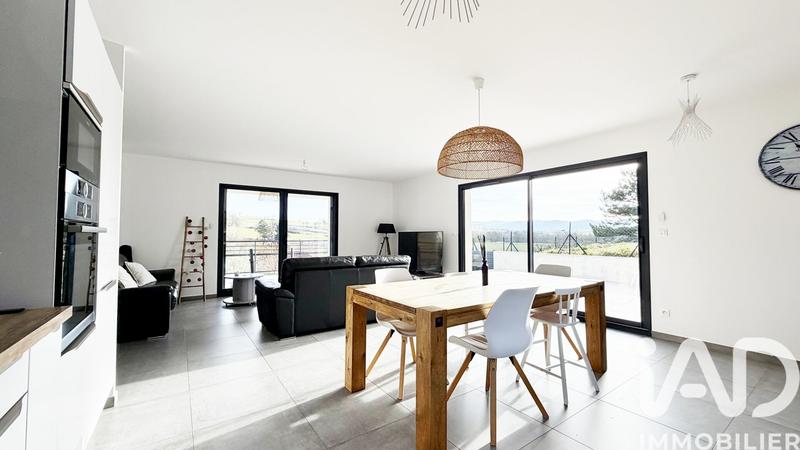 Maison - 106 m² - 5 pièces