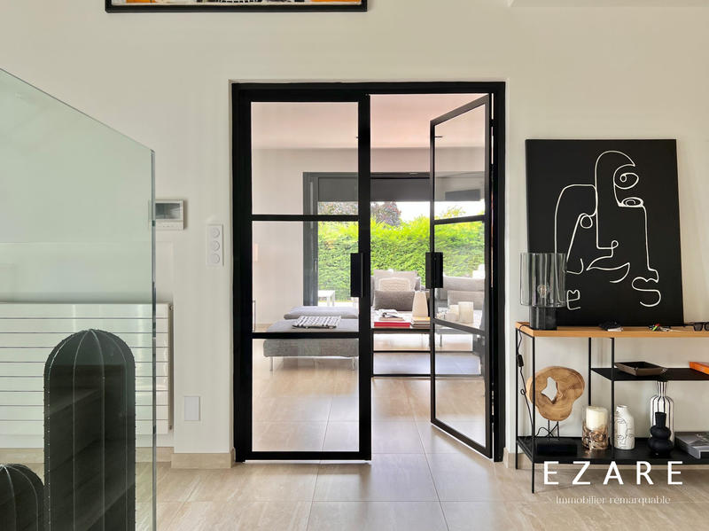 Maison - 361 m² - 12 pièces