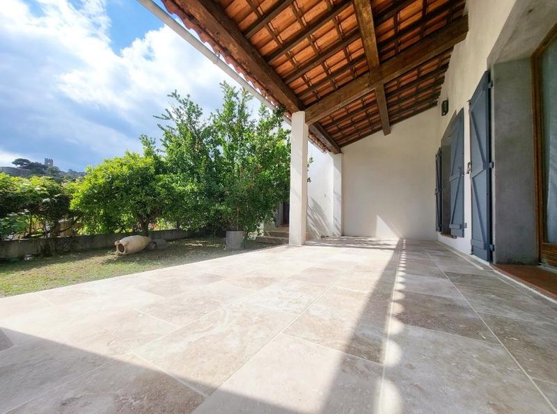 Maison traditionnelle - 172 m² - 6 pièces