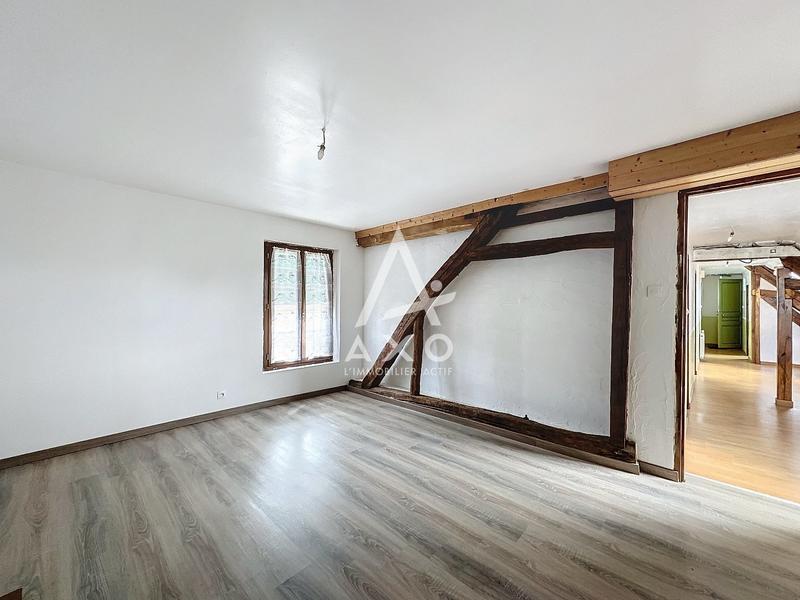 Maison - 214 m² - 8 pièces